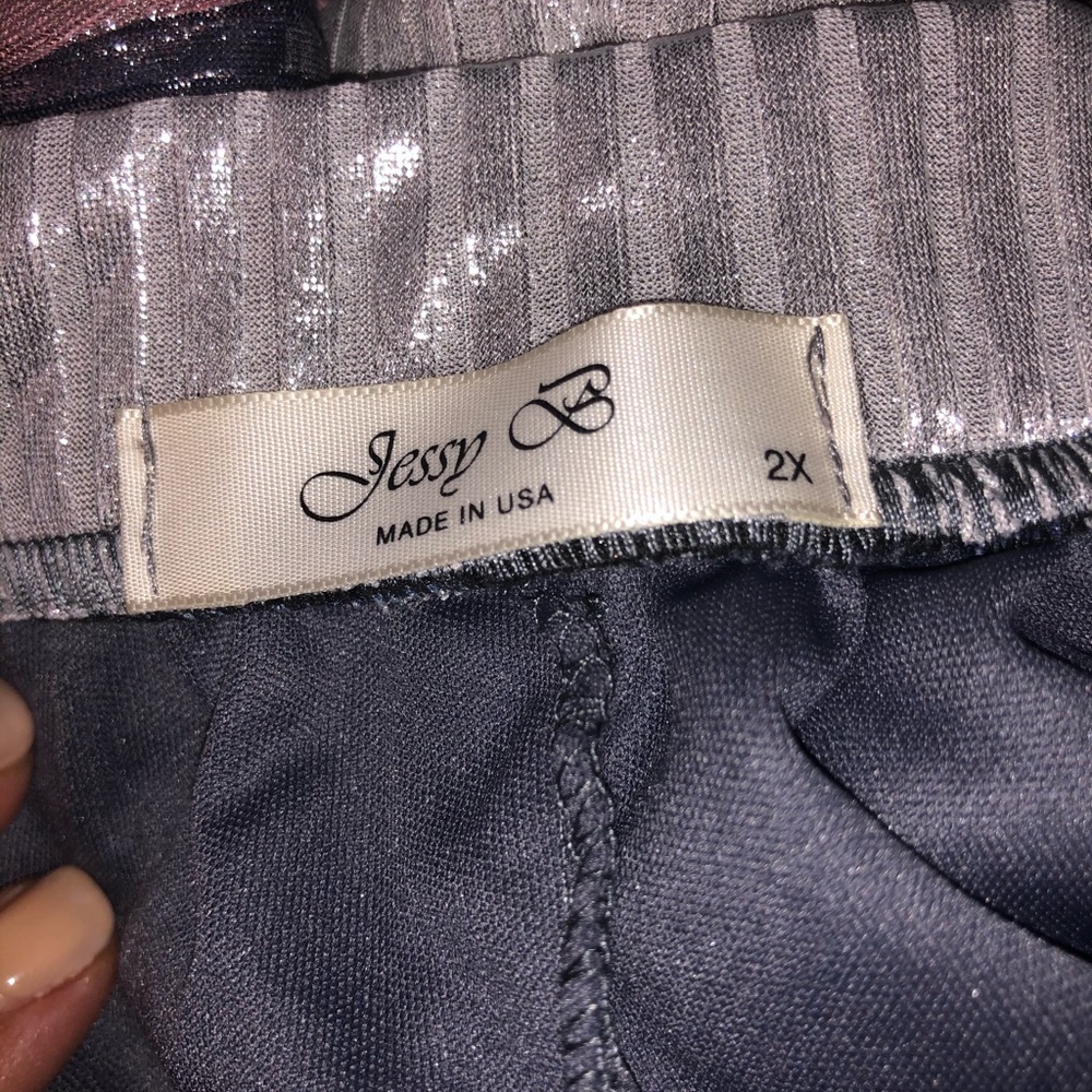 MODCLOTH METALLIC SKIRT ELASTIC WAIST JESSY B - Picture 6 of 7